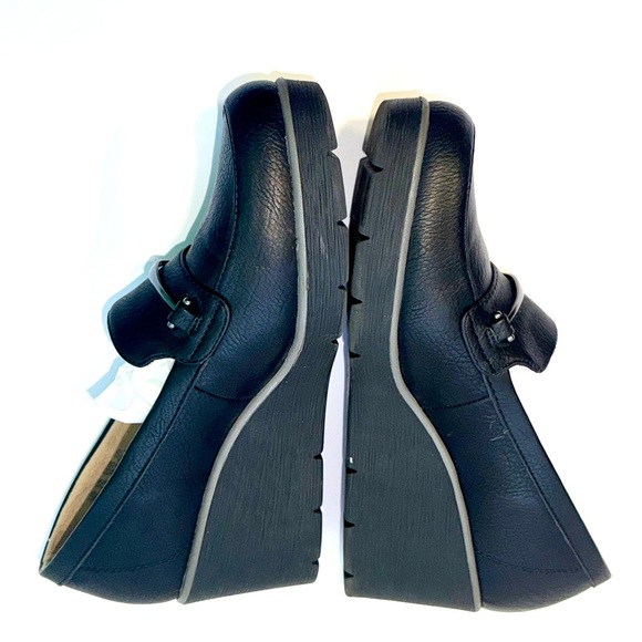 SOUL Naturalizer Achieve Black Wedge Loafers - Picture 5 of 7